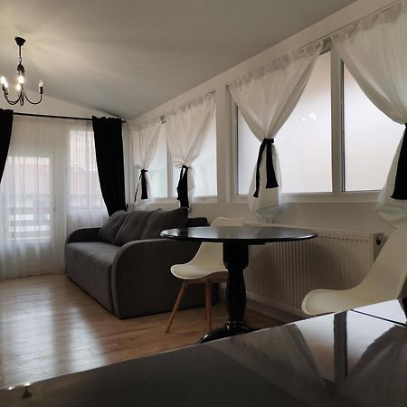 Old Town Faurului Apartment Sibiu Luaran gambar